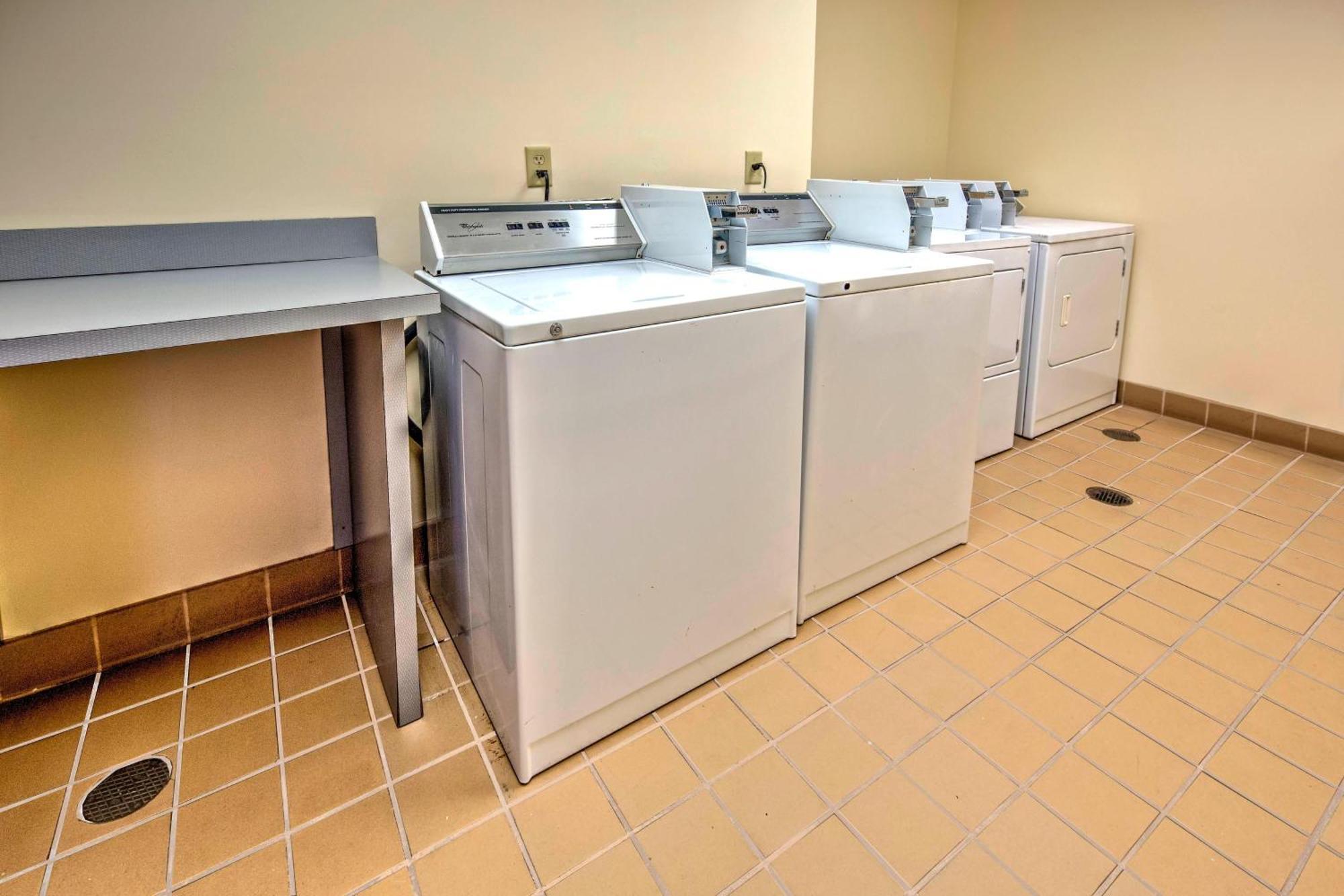 Fairfield Inn & Suites Memphis Олив-Бранч Экстерьер фото