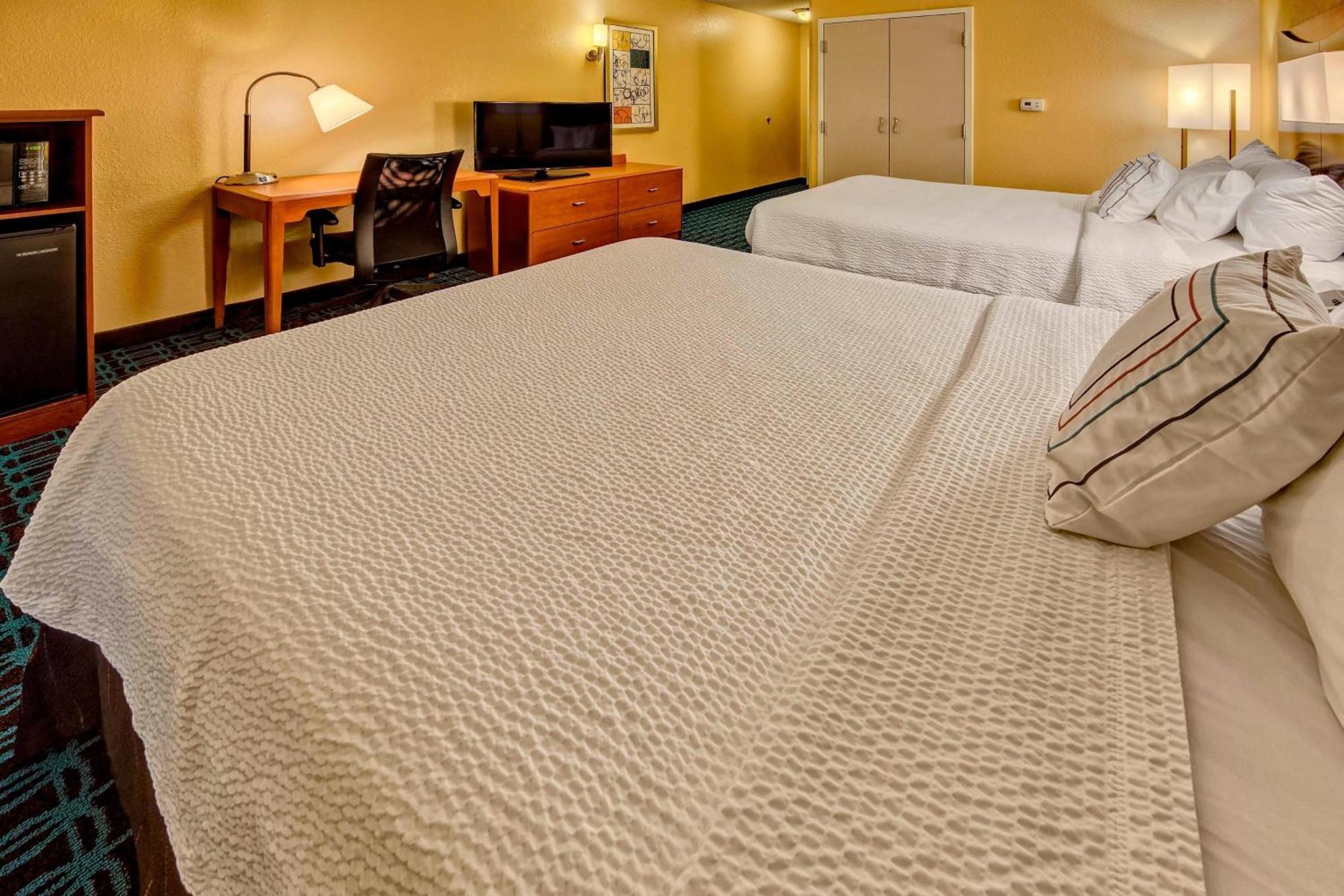 Fairfield Inn & Suites Memphis Олив-Бранч Экстерьер фото